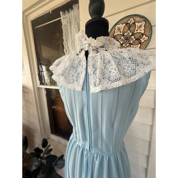 Vintage 70's Baby Blue Mai Dress With Lace Yoke Size Small - Picture 13 of 16